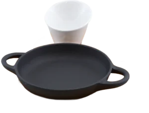 Round Cast Iron Frying Pan With Bamboo Bottom Inserts 21 Cm***10630913