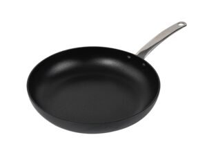 26 Cm Black Frying Pan With Aluminum Handles From Baker'S Secret