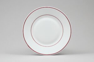 طبق 19 سم ألترا أبيض بشريط بورجوندي ***J9516